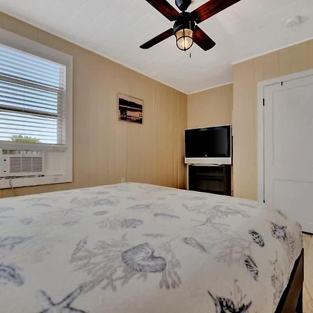 Stones Throw Beachside Bungalow #1 On The Beach Clearwater Beach Luaran gambar