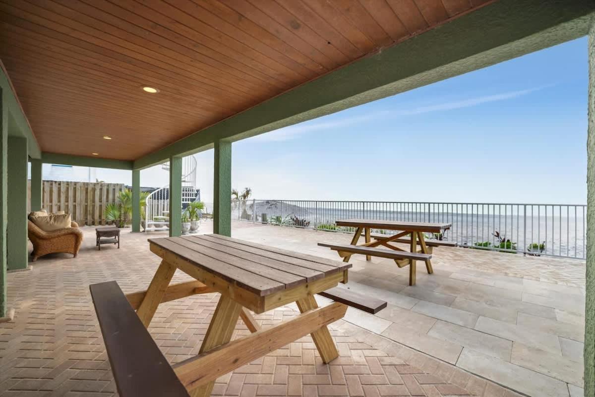 Stones Throw Beachside Bungalow #1 On The Beach Clearwater Beach Luaran gambar